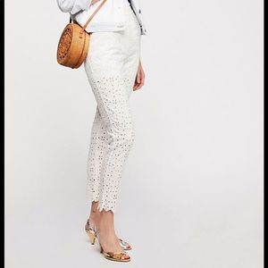 White eyelet free people pants sz 8